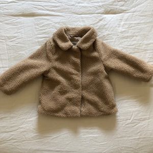 Baby Girl Teddy Bear Coat Old Navy size 12-18 months with Pockets